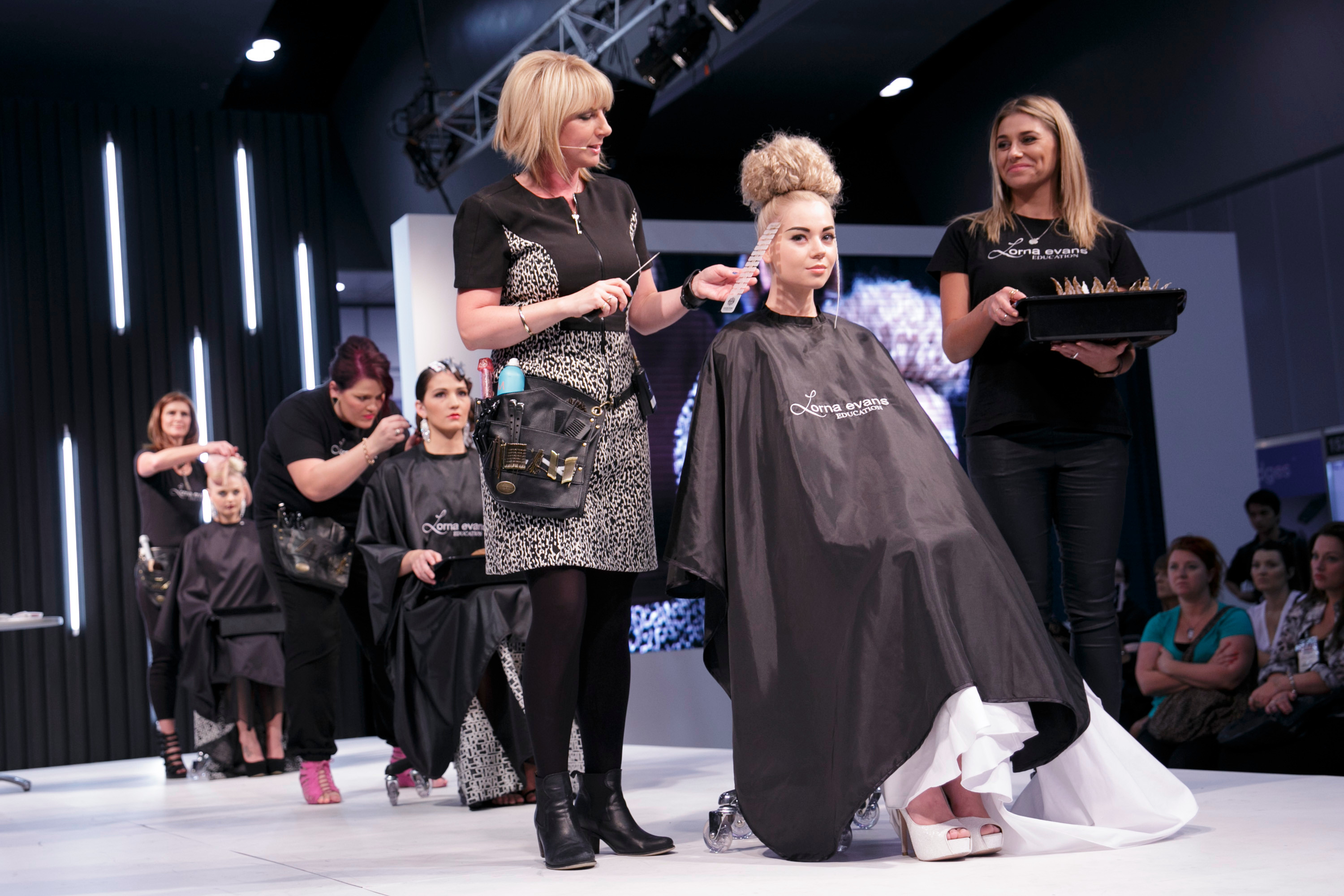 Main Stage - Lorna Evans