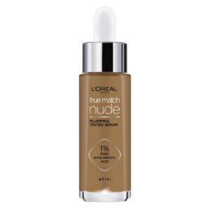 Smear of foundation L’Oreal Paris True Match Nude Plumping Tinted Serum
