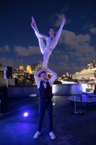 IS CLINICAL 4-124 IS CLINICAL 4-124