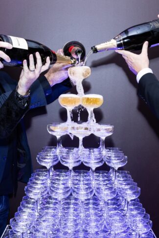 IS CLINICAL 4-54 IS CLINICAL 4-54