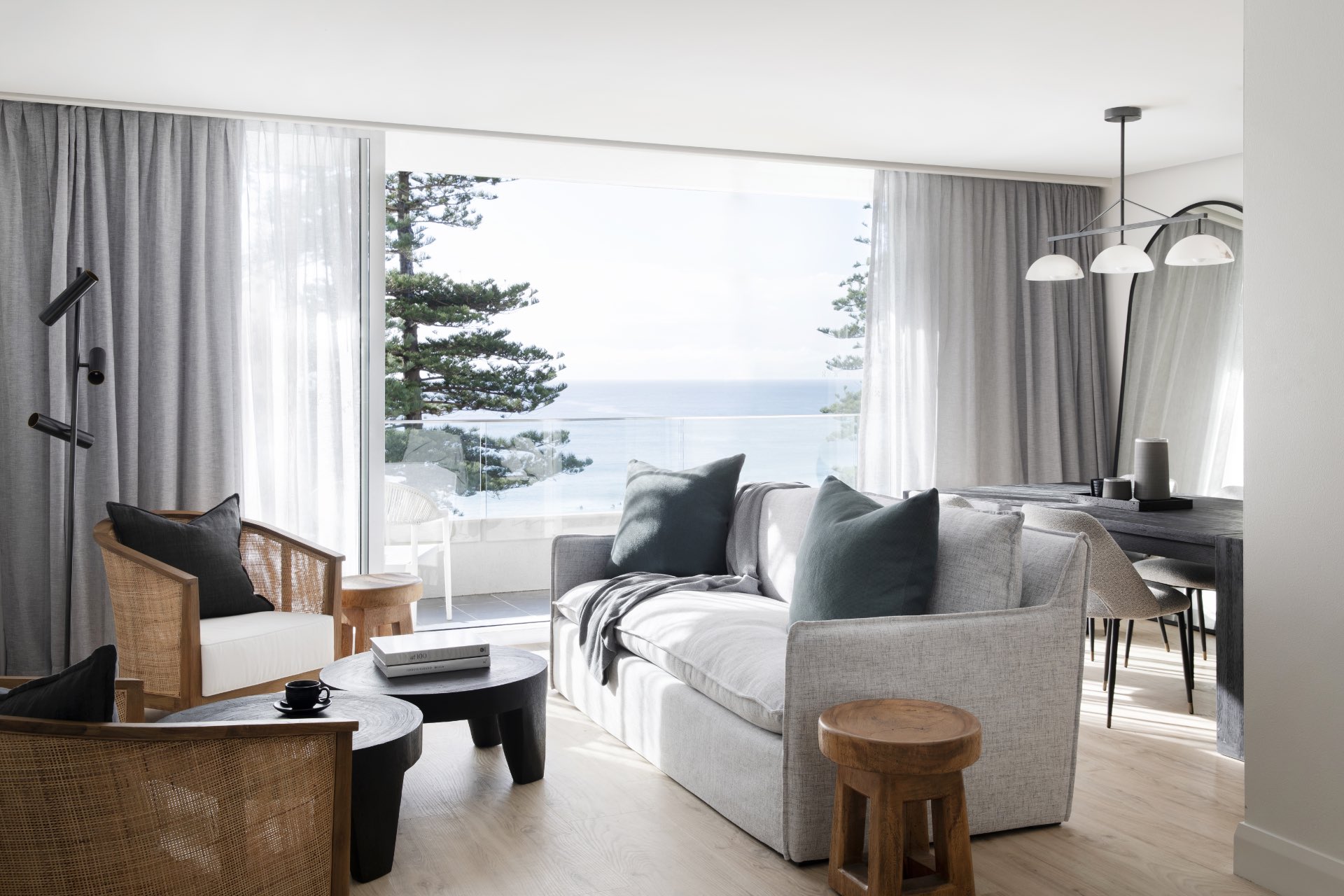 Coastal Suites at Manly Pacific
