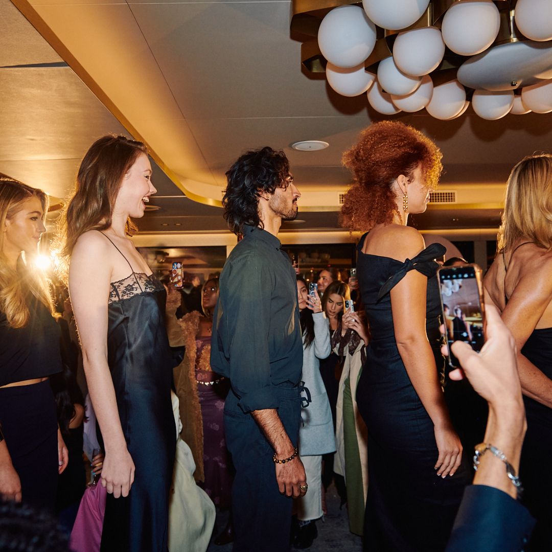 Shark FlexStyle Hair Runway